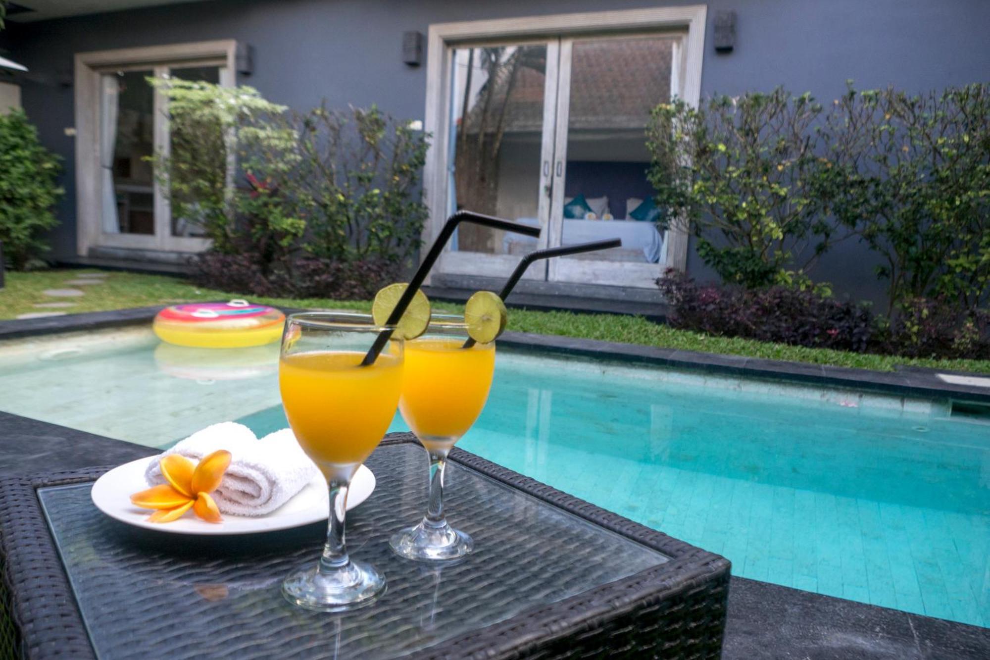 Villa Jalak Seminyak Buitenkant foto